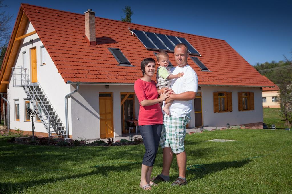 Zengővárkony Rozmaring Vendeghaz酒店 外观 照片